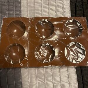 Silicone sphere molds